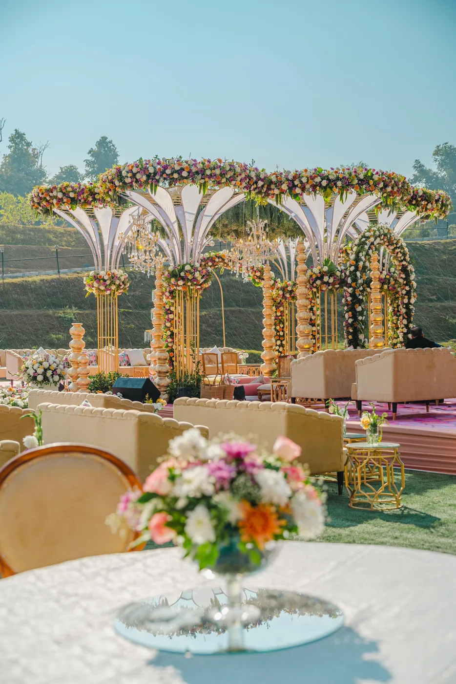 Lawn wedding décor by Designs by Aayushi, New Delhi