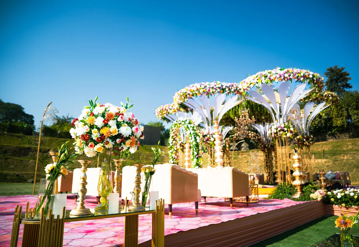 Lawn wedding décor by Designs by Aayushi, New Delhi