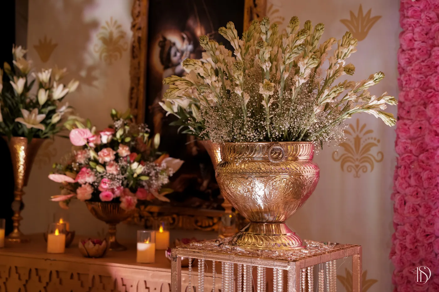 Spiritual event décor by Designs by Aayushi, New Delhi