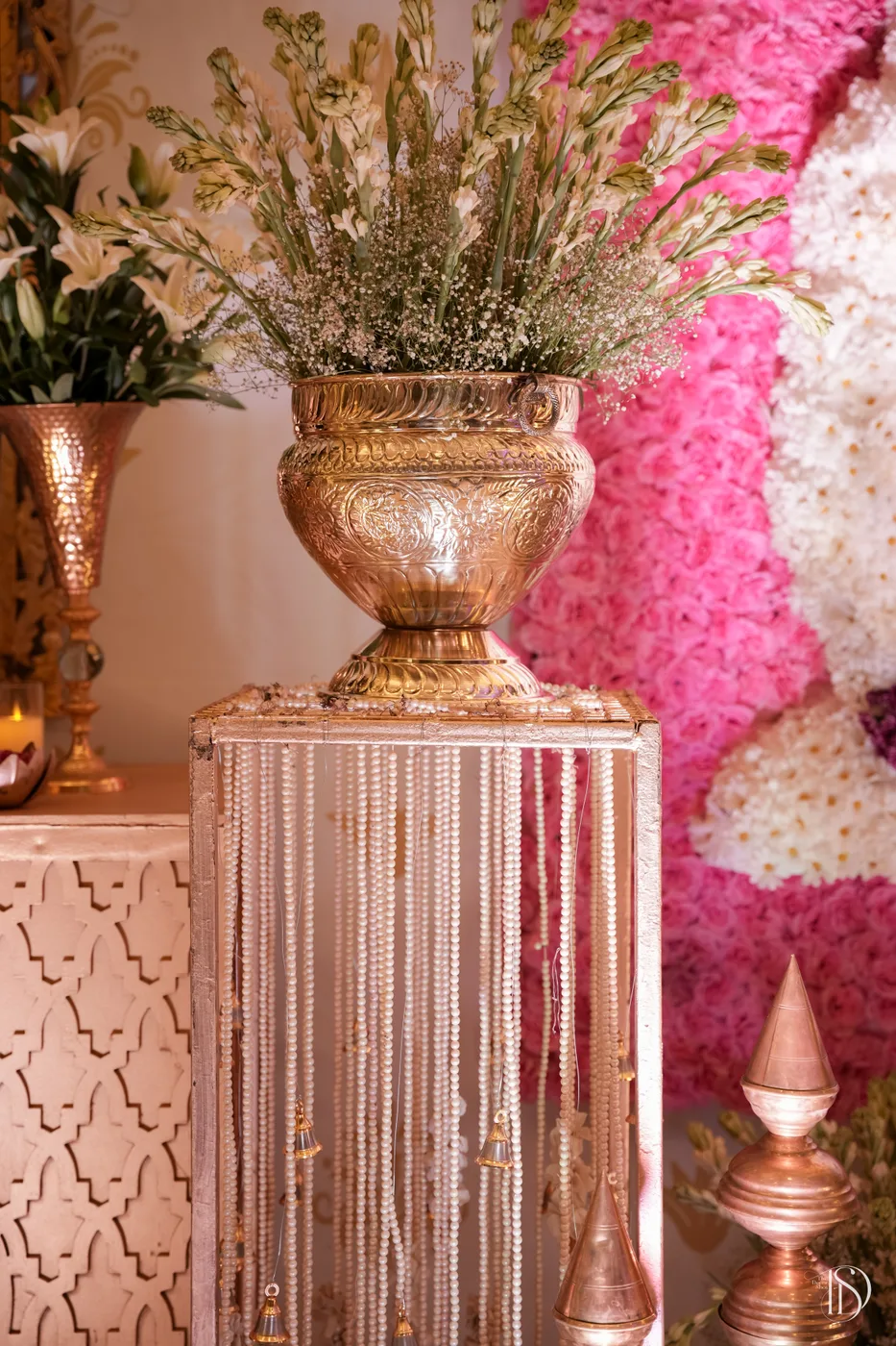 Spiritual event décor by Designs by Aayushi, New Delhi