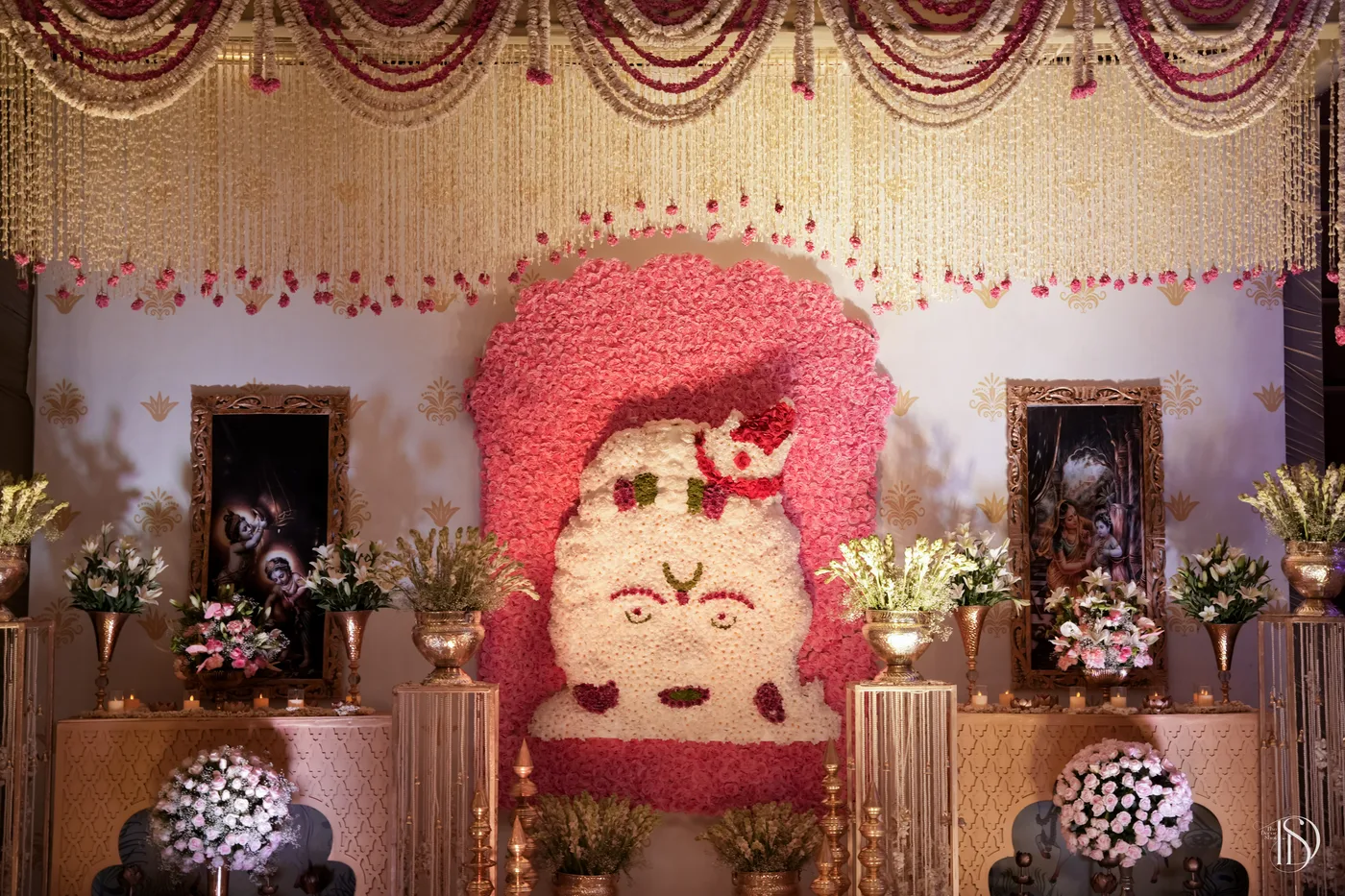 Spiritual event décor by Designs by Aayushi, New Delhi