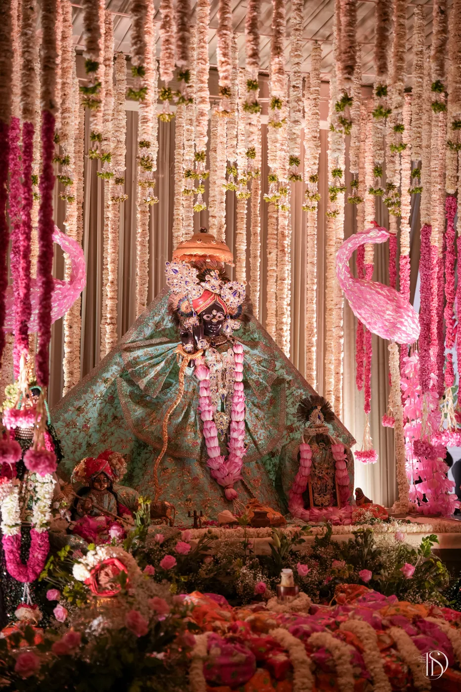 Spiritual event décor by Designs by Aayushi, New Delhi