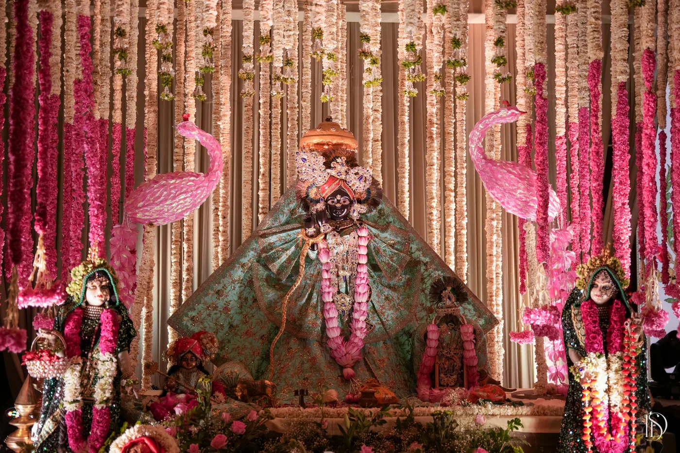 Spiritual event décor by Designs by Aayushi, New Delhi