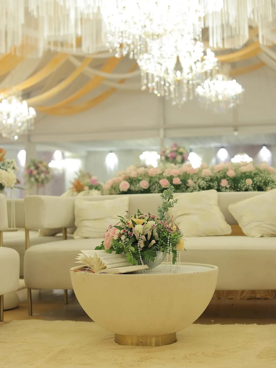 Wedding decor by Designs by Aayushi, New Delhi
