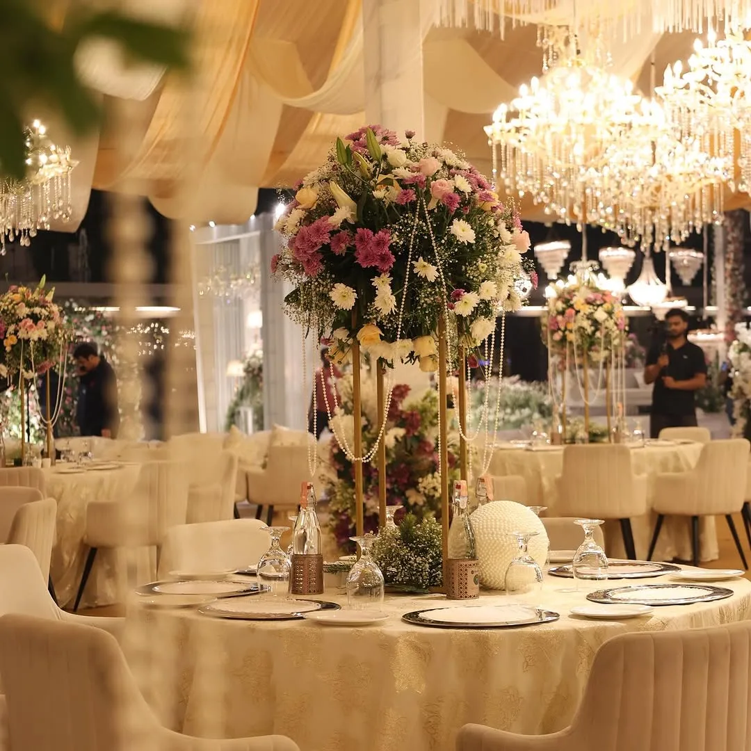 Wedding decor by Designs by Aayushi, New Delhi